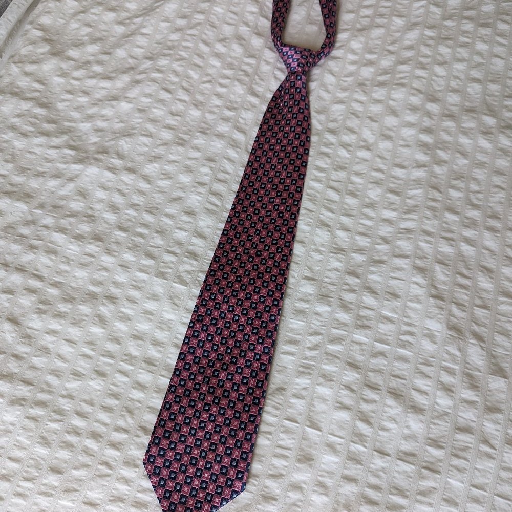Nautica Pink and Blue Tie